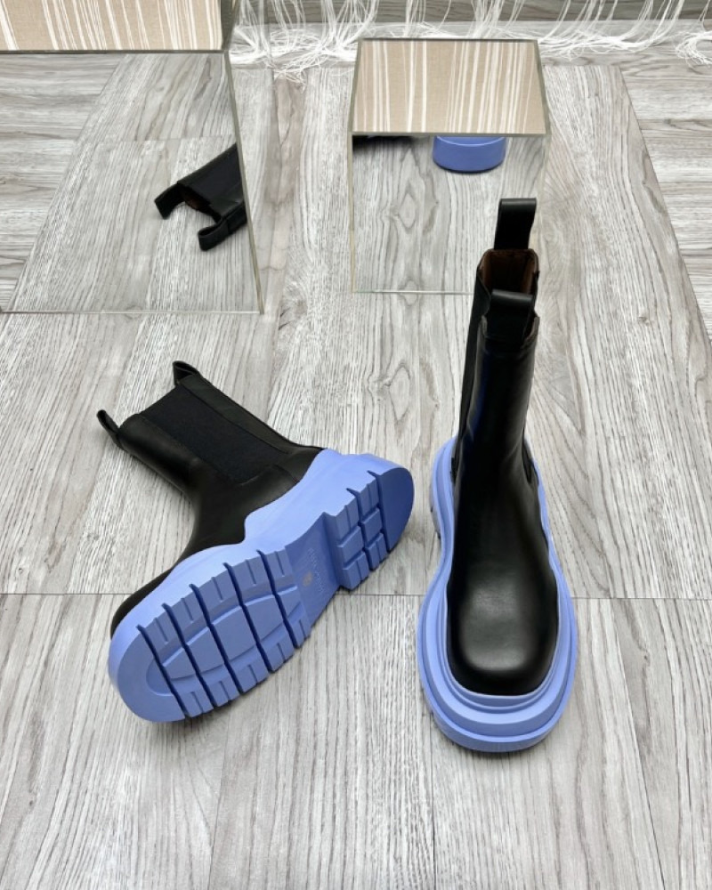 Bottega Veneta Chelsea Boots 