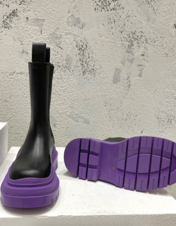 Bottega Veneta Chelsea Boots 
