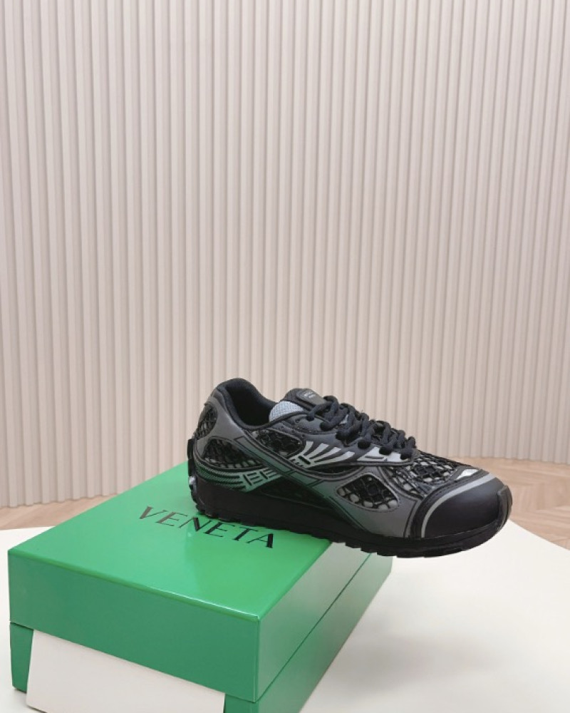 Bottega Veneta Orbit Sneakers 