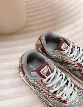 Bottega Veneta Orbit Sneakers 