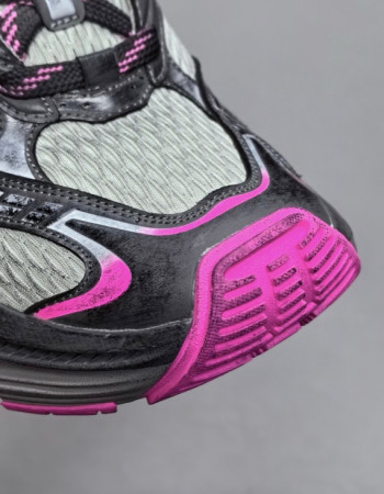 Balenciaga 10XL Distressed Runner Sneakers – Grey/Pink