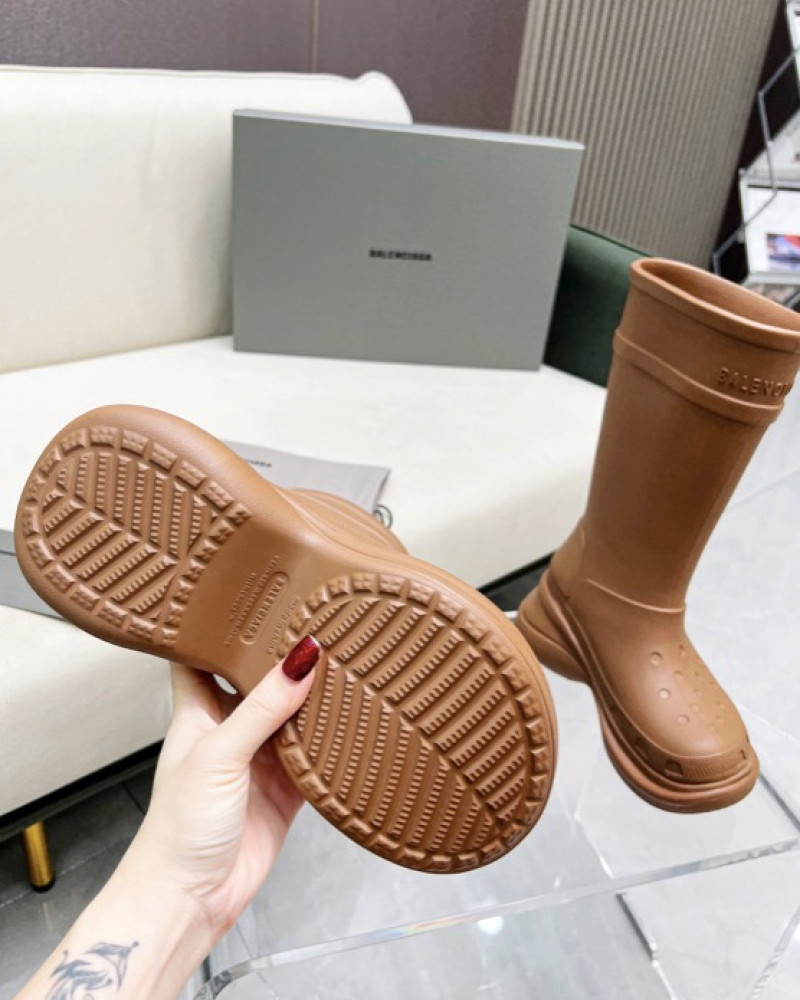Balenciaga Excavator Croc Boots – Brown