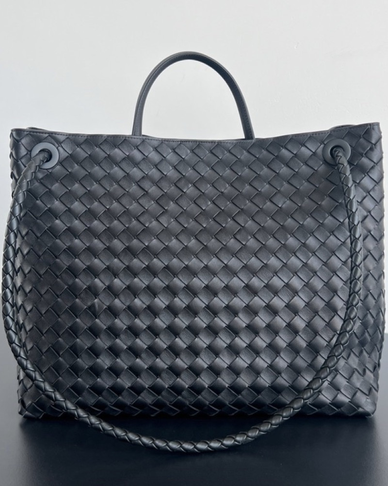 Bottega Veneta Intrecciato Bag