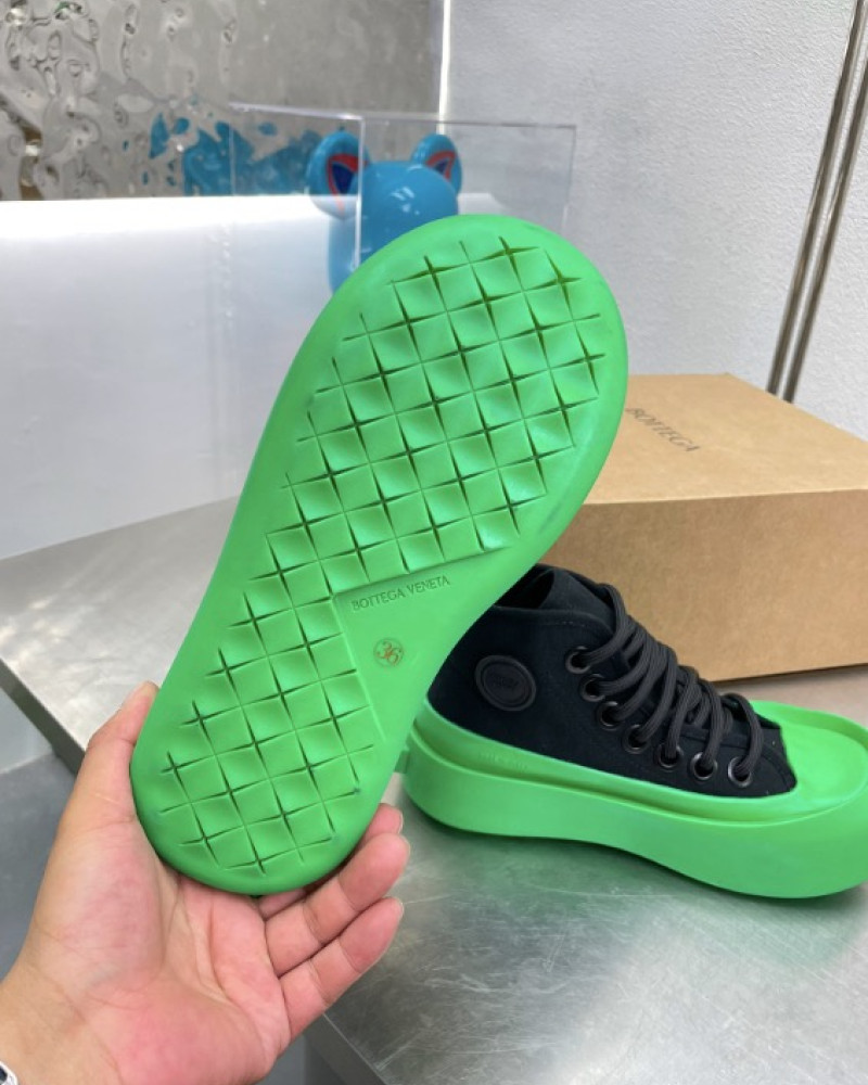 Bottega Veneta Mid Vulcan Sneaker 