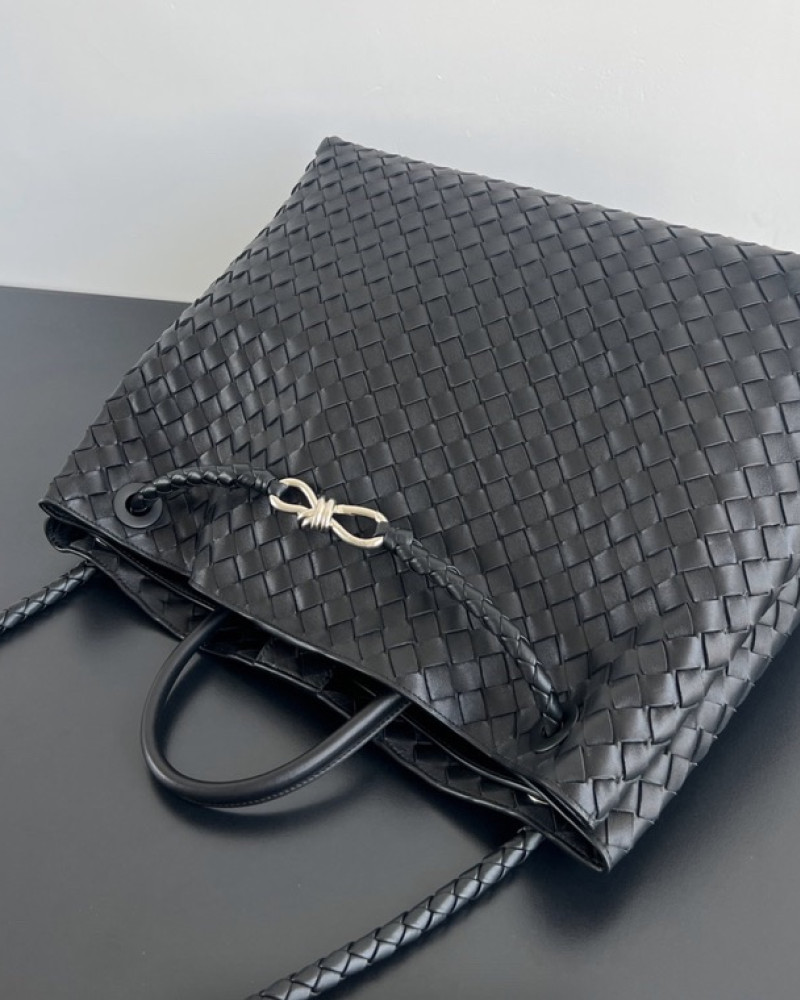 Bottega Veneta Intrecciato Bag