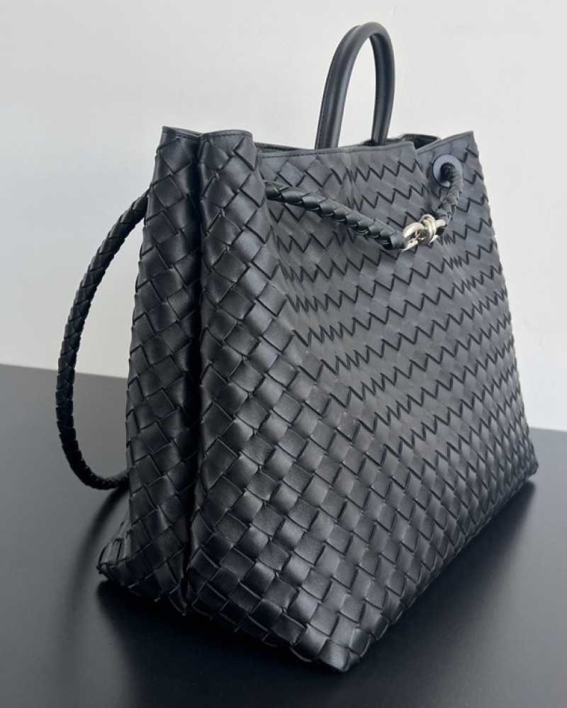 Bottega Veneta Intrecciato Bag