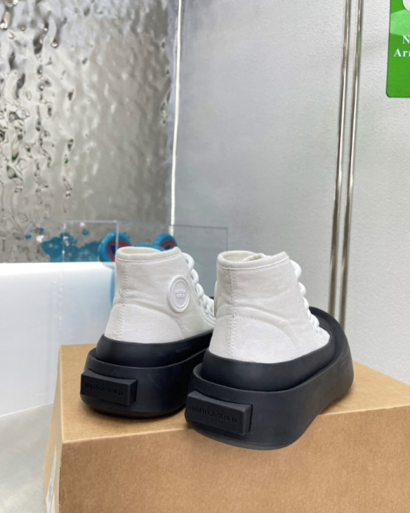 Bottega Veneta Mid Vulcan Sneaker 
