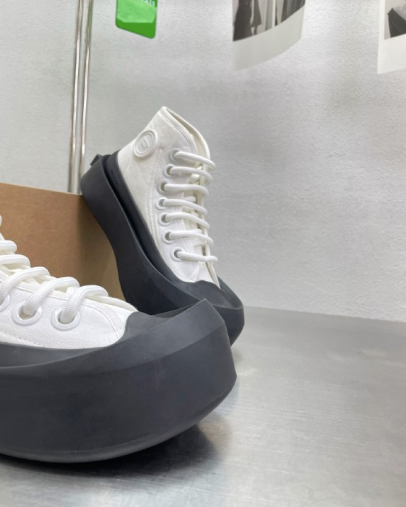 Bottega Veneta Mid Vulcan Sneaker 