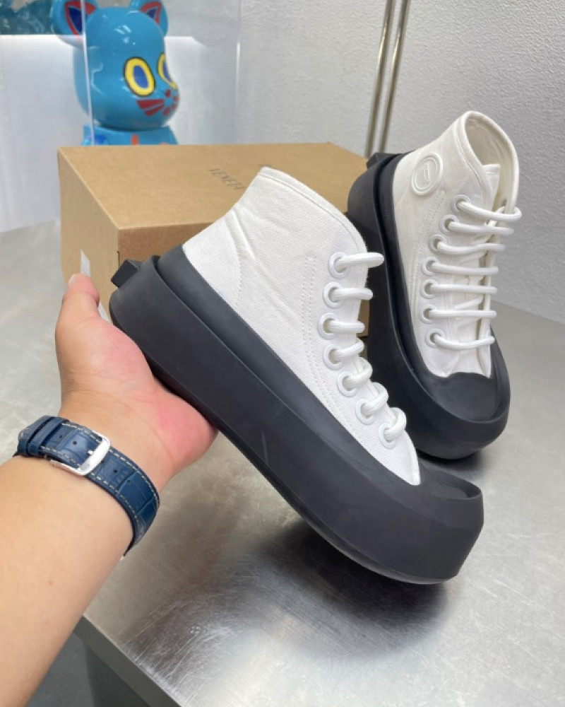 Bottega Veneta Mid Vulcan Sneaker 