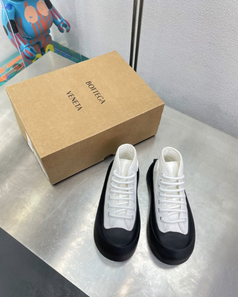 Bottega Veneta Mid Vulcan Sneaker 