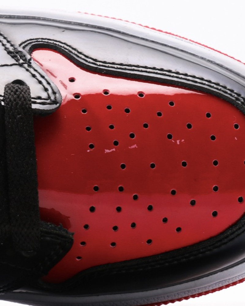 Air Jordan 1 Retro High OG Patent Bred