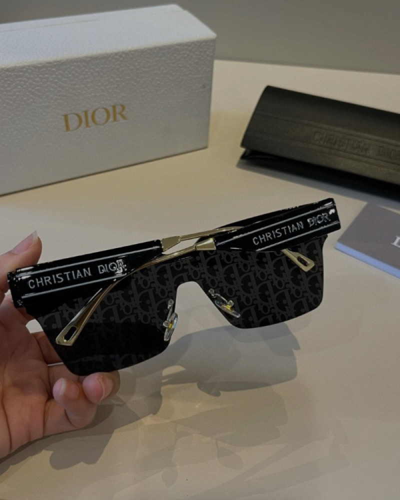 Christian Dior DiorClub M4U Oblique Shield Sunglasses