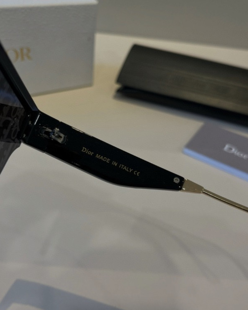 Christian Dior DiorClub M4U Oblique Shield Sunglasses