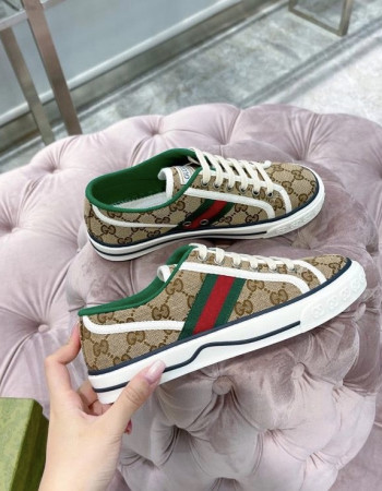 Gucci Screener GG Sneakers 