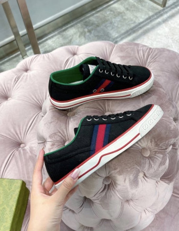 Gucci Screener GG Sneakers