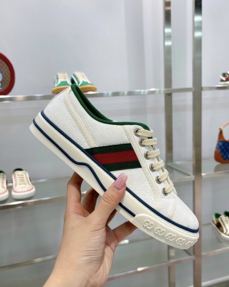 Gucci Screener GG Sneakers
