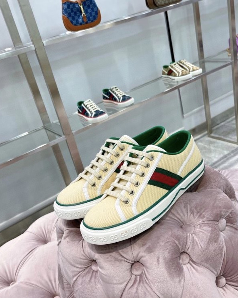 Gucci Screener GG Sneakers