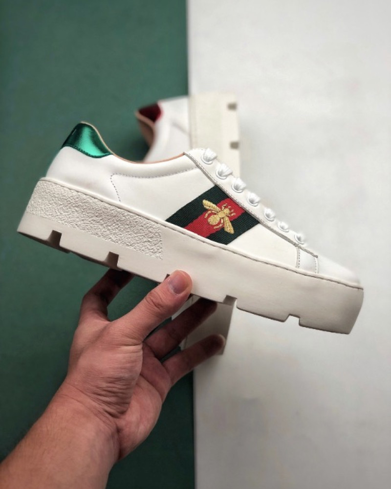 Gucci Platform Ace Sneakers Embroidered Bee.