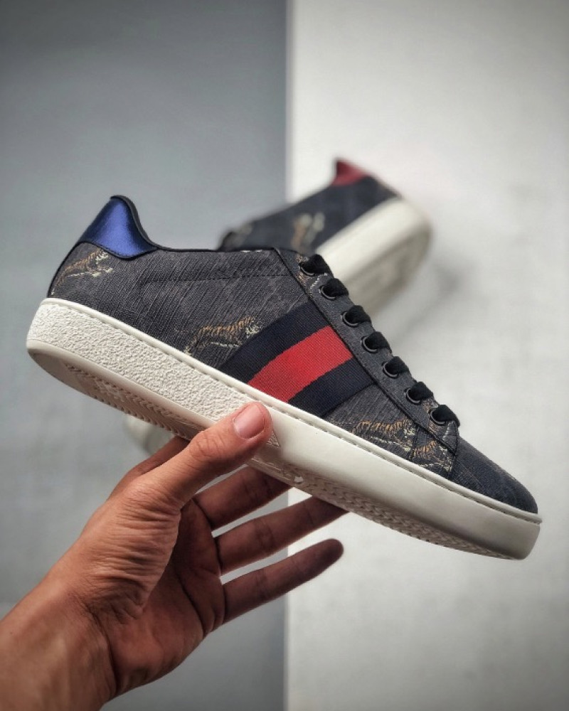 Gucci Ace GG Supreme Sneakers Tiger Monogram