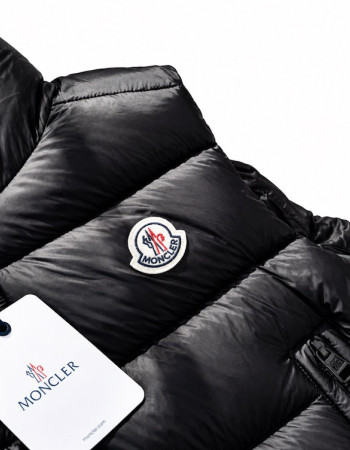 Moncler Montreuil Hooded Logo Down Gilet – Black