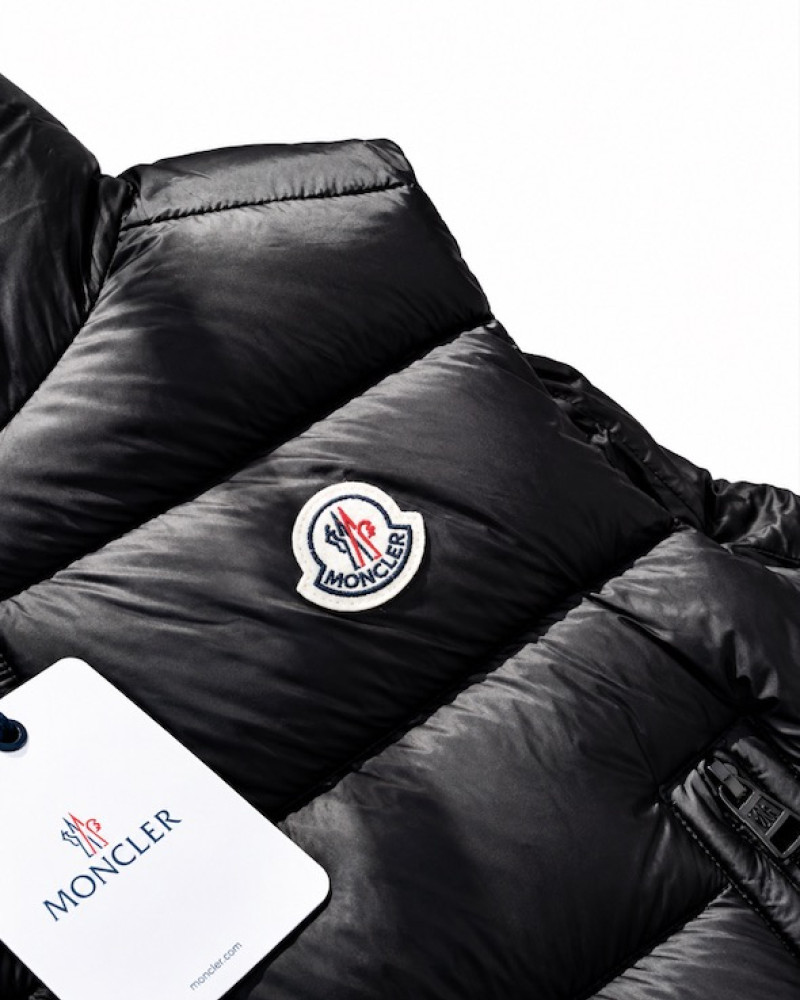 Moncler Montreuil Hooded Logo Down Gilet – Black