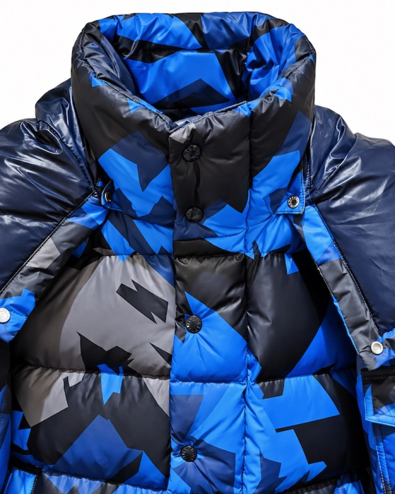 Moncler Mosa Geometric-Print Hooded Down Jacket – Blue/Black/Grey