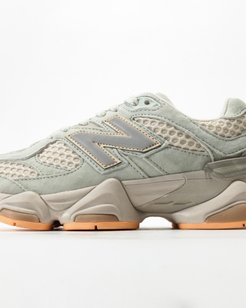 New Balance 9060 “Driftwood”