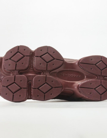 New Balance 9060 “Burgundy”