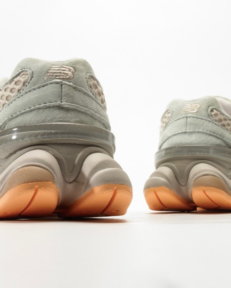 New Balance 9060 “Driftwood”