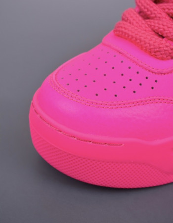  Valentino Garavani One Stud Low-Top Sneakers Neon Pink