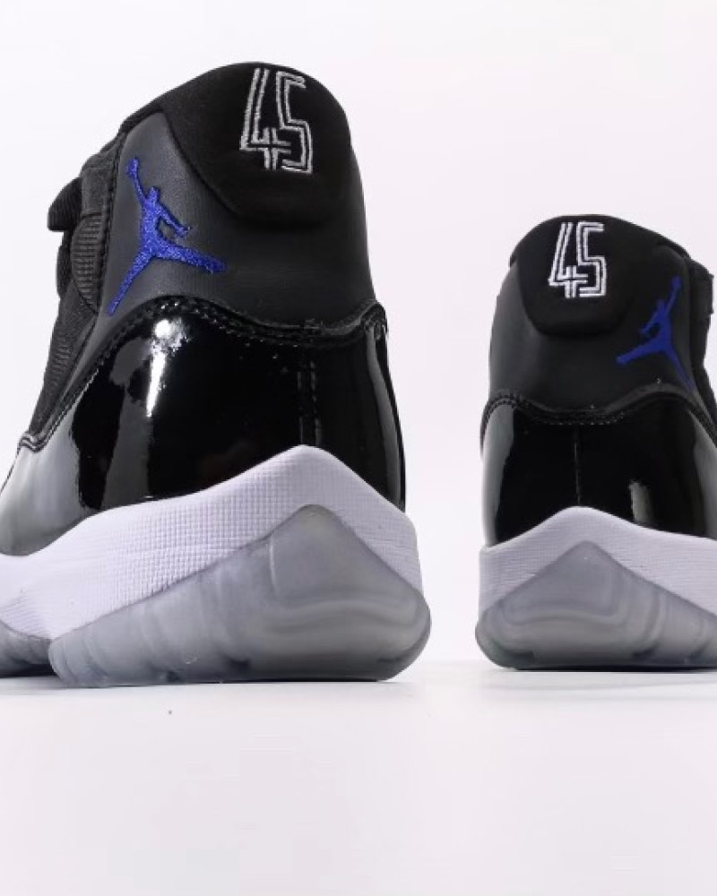 Air Jordan 11 Retro ‘Space Jam’