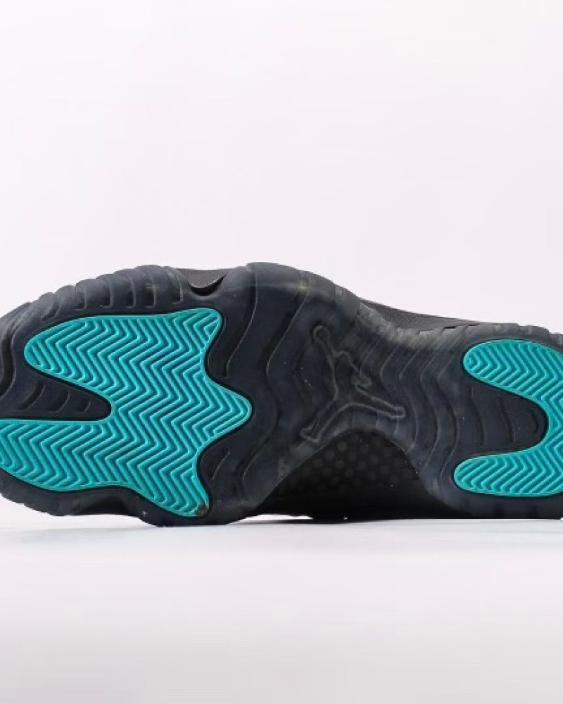 Air Jordan 11 “Gamma Blue”
