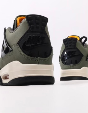 Air Jordan 4 "Undefeated" 