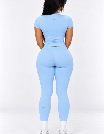 Alo Yoga 7/8 High-Waist Airlift Legging – Crystal Clear Blue.