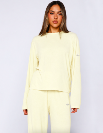 Alo Yoga Alosoft Finesse Long Sleeve & Wide-Leg Pant Set – Light Yellow