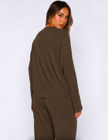 Alo Yoga Alosoft Finesse Long Sleeve & Wide-Leg Pant Set – Brown