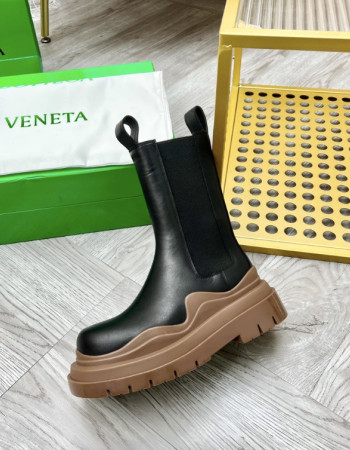 Bottega Veneta Chelsea Boots 