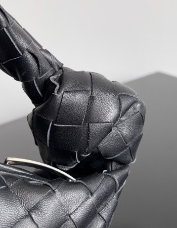 Bottega Veneta Jodie Bag 