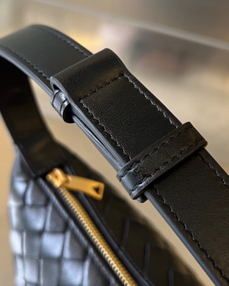 Bottega Veneta Intrecciato Bag