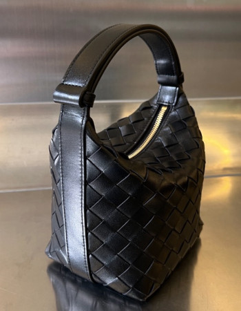 Bottega Veneta Intrecciato Bag
