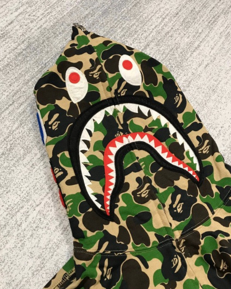BAPE HOODIE 