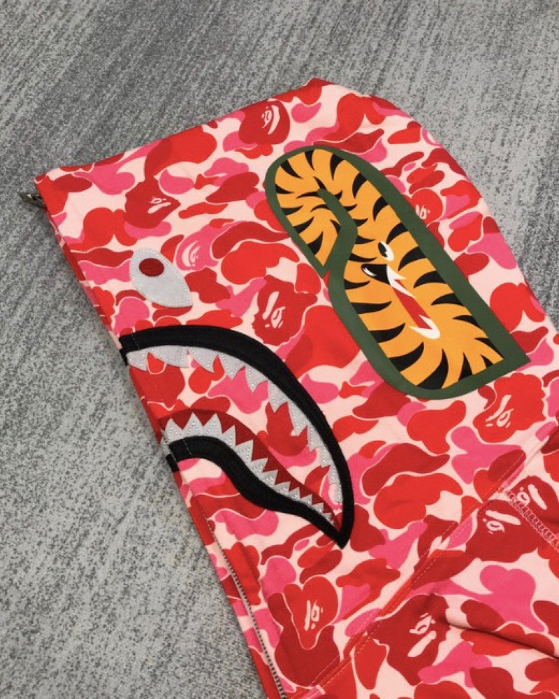 BAPE HOODIE 