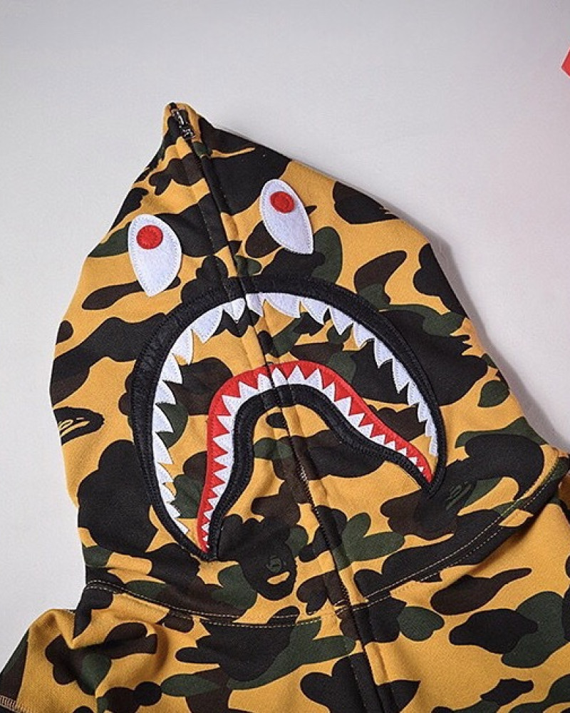 BAPE HOODIE 