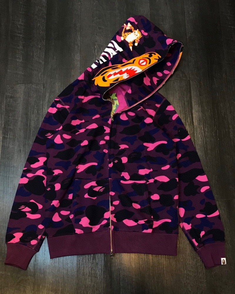 BAPE HOODIE 