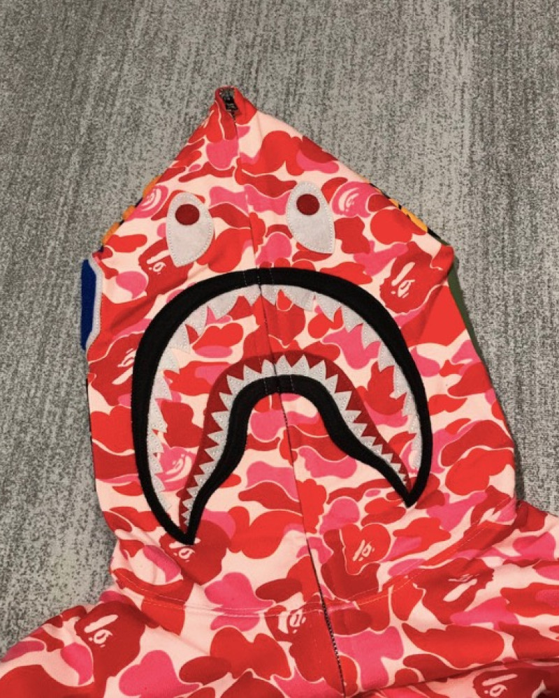 BAPE HOODIE 