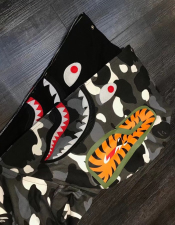 BAPE HOODIE 