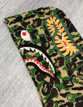BAPE HOODIE 