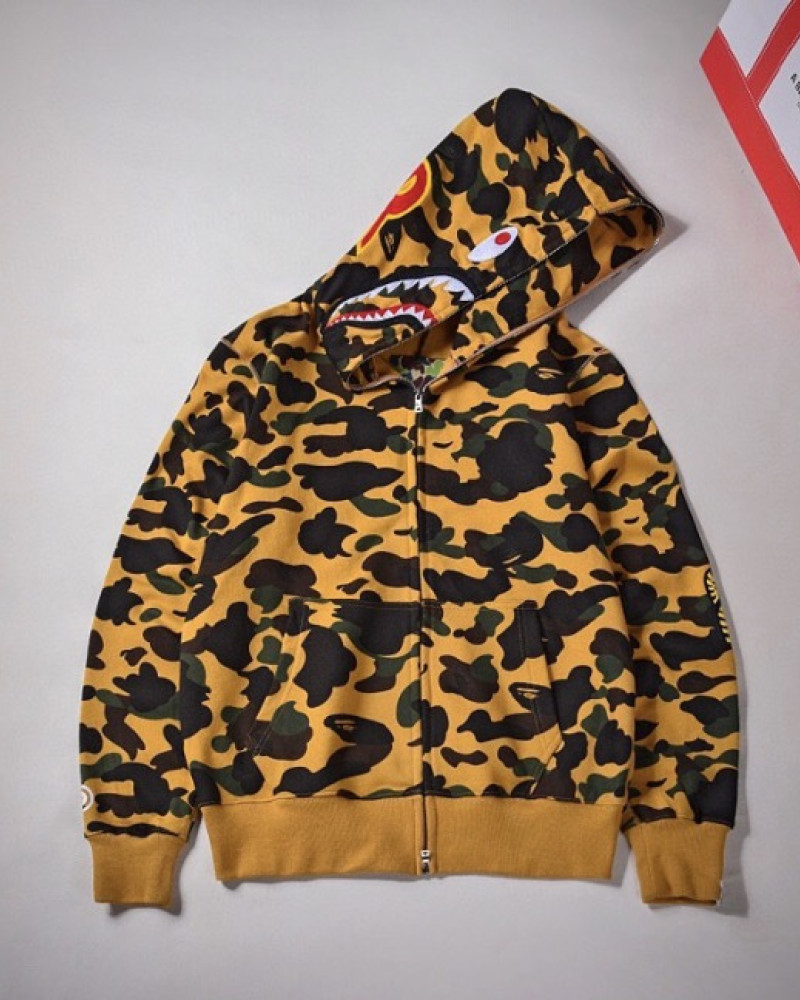 BAPE HOODIE 