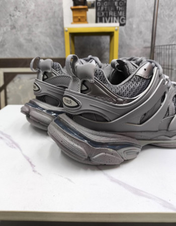 Balenciaga Tracks 