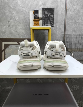 Balenciaga Tracks 